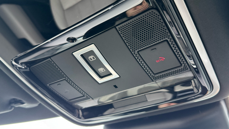 Land Rover Range Rover Velar 2.0 D180 R-Dynamic SE 5dr Auto Diesel Estate